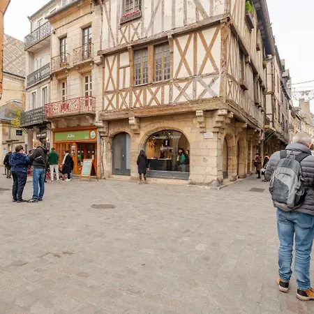 Апартаменты Owl Prestige Дижон