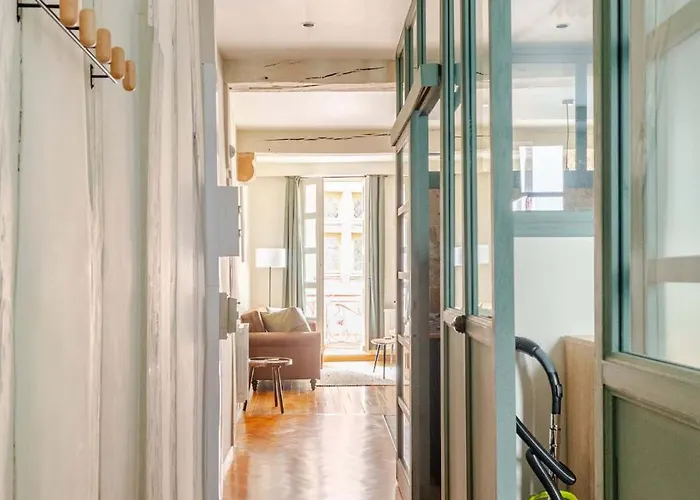 Apartment Owl Prestige Dijon